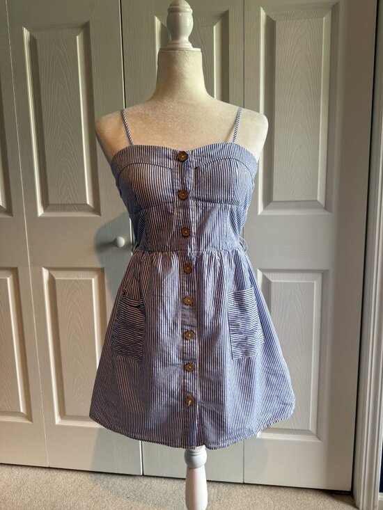 Purple Snow Dresses & Skirts - Women's White and Blue Striped Casual Mini Dress Size Small Button Front Preppy